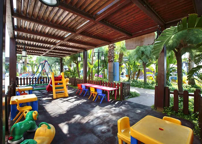 Sunis Evren & Hotel Side