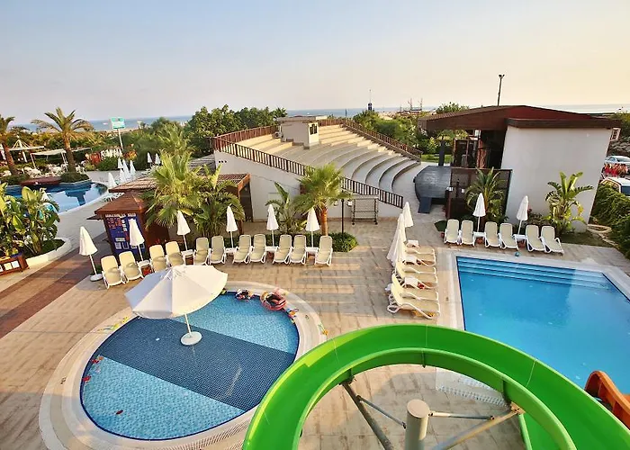 Hotel Sunis Evren & 5*