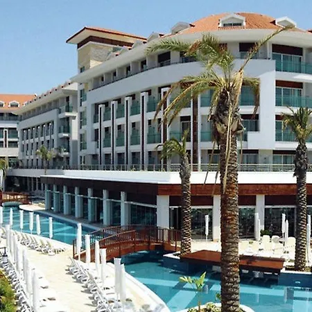 מלון Sunis Evren & 5*