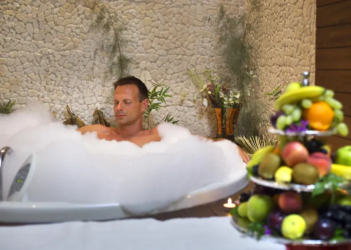 苏尼斯埃夫伦海滩水疗度假酒店 5*