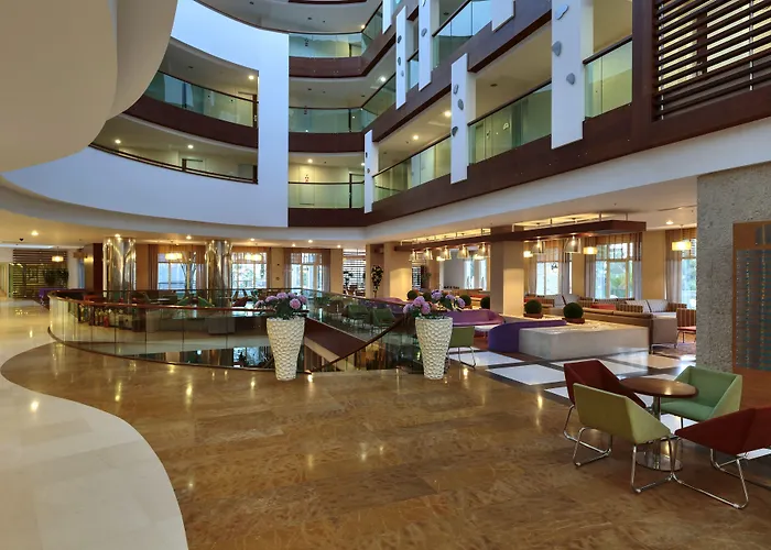 苏尼斯埃夫伦海滩水疗度假酒店 5*