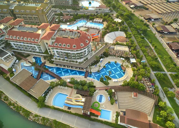 苏尼斯埃夫伦海滩水疗度假酒店