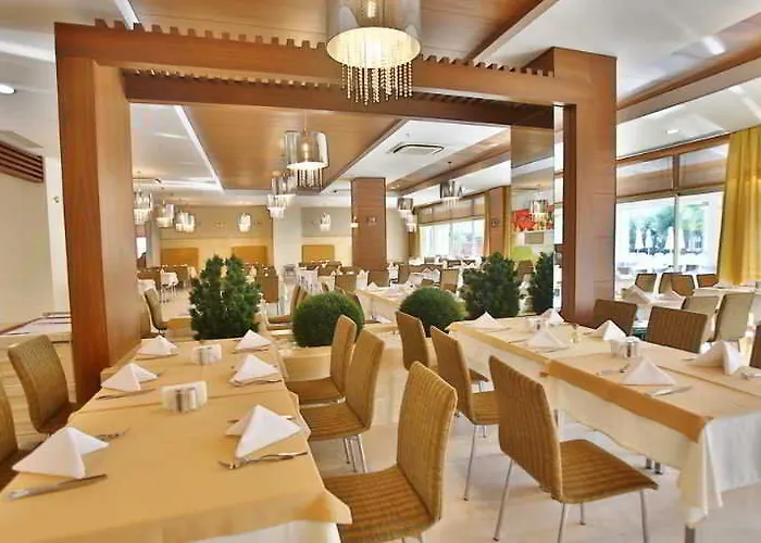 苏尼斯埃夫伦海滩水疗度假酒店